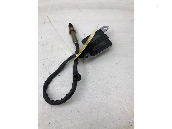 Gebruikte Nox sensor Mercedes E (W213) E-200d 1.6 Turbo 16V Prijs € 183,75 Margeregeling aangeboden door Wessel Parts & Service B.V.