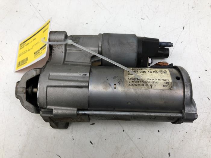 Gebruikte Startmotor Mercedes E (W213) E-200d 1.6 Turbo 16V Prijs € 61,95 Margeregeling aangeboden door Wessel Parts & Service B.V.