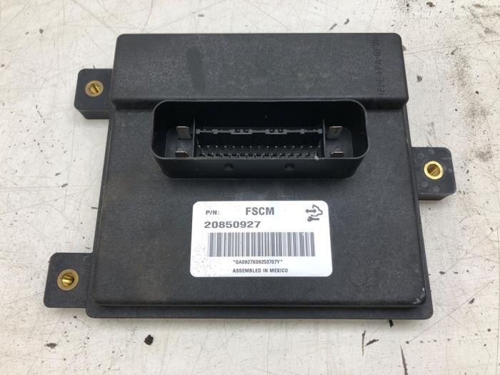 Gebruikte Brandstofpomp module Opel Insignia Sports Tourer 2.8 V6 Turbo 24V 4x4 Ecotec Prijs € 51,45 Margeregeling aangeboden door Wessel Parts & Service B.V.