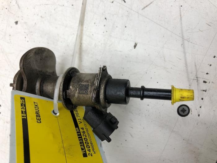 Gebruikte Injector adblue MAN TGE 2.0 TDI Prijs € 93,45 Margeregeling aangeboden door Wessel Parts & Service B.V.
