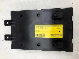 Gebruikte Comfort Module Mercedes EQV 300 Prijs € 175,00 Margeregeling aangeboden door Wessel Parts & Service B.V.