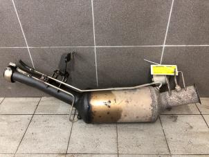 Gebruikte Roetfilter Mercedes ML II (164/4JG) 3.0 ML-320 CDI 4-Matic V6 24V Prijs € 349,00 Margeregeling aangeboden door Wessel Parts & Service B.V.