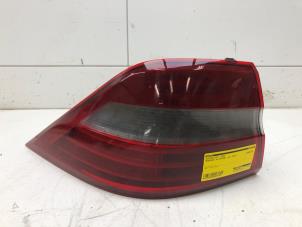 Gebruikte Achterlicht links Mercedes ML III (166) 4.7 ML-500 BlueDirect 32V 4-Matic Prijs € 199,00 Margeregeling aangeboden door Wessel Parts & Service B.V.