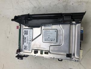 Gebruikte Boordcomputer Tesla Model Y (5YJY) RWD Prijs € 899,00 Margeregeling aangeboden door Wessel Parts & Service B.V.