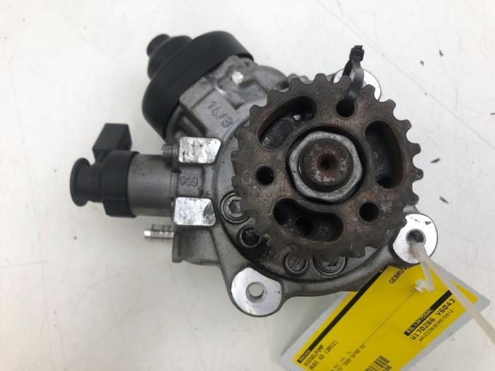 Gebruikte Dieselpomp Audi Q3 (8UB/8UG) 2.0 TDI 16V 177 Prijs € 208,95 Margeregeling aangeboden door Wessel Parts & Service B.V.