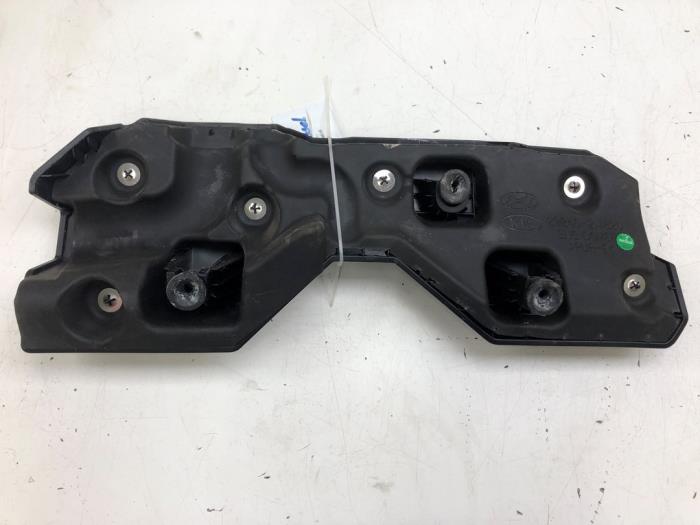 Gebruikte Afdekplaat motor Hyundai Tucson (NX) 1.6 T-GDI HEV HTRAC Prijs € 51,45 Margeregeling aangeboden door Wessel Parts & Service B.V.