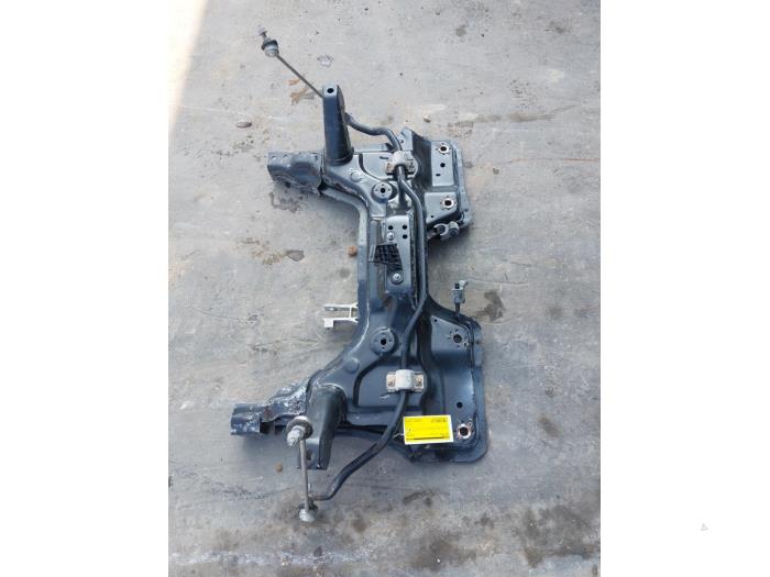 Gebruikte Subframe Opel Corsa E 1.4 16V Prijs € 131,25 Margeregeling aangeboden door Wessel Parts & Service B.V.