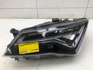 Gebruikte Koplamp links Seat Ateca Prijs op aanvraag aangeboden door Wessel Parts & Service B.V.