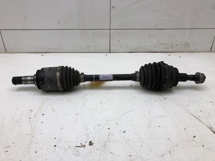 Gebruikte Steekas links-voor Mercedes GLE (W166) 350d 3.0 V6 24V BlueTEC 4-Matic Prijs € 313,95 Margeregeling aangeboden door Wessel Parts & Service B.V.