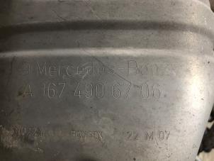 Gebruikte Uitlaat Einddemper Mercedes GLE (V167) 350 e 2.0 16V 4-Matic Prijs € 599,00 Margeregeling aangeboden door Wessel Parts & Service B.V.