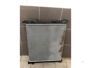 Gebruikte Radiateur Mercedes GLE (V167) 350 e 2.0 16V 4-Matic Prijs € 249,00 Margeregeling aangeboden door Wessel Parts & Service B.V.