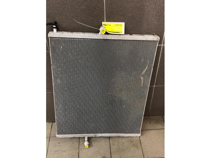 Gebruikte Radiateur Airco Mercedes GLE (V167) 350 e 2.0 16V 4-Matic Prijs € 261,45 Margeregeling aangeboden door Wessel Parts & Service B.V.