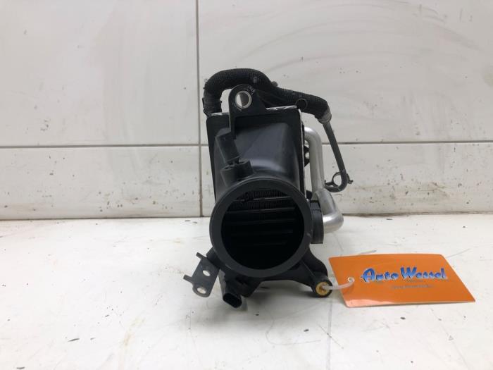 Gebruikte Intercooler Mercedes GLE (V167) 350 e 2.0 16V 4-Matic Prijs € 51,45 Margeregeling aangeboden door Wessel Parts & Service B.V.