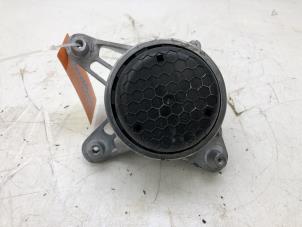 Gebruikte Motorsteun Mercedes GLE (V167) 350 e 2.0 16V 4-Matic Prijs € 79,00 Margeregeling aangeboden door Wessel Parts & Service B.V.