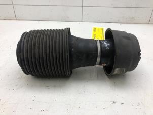 Gebruikte Luchtbalg Mercedes GLE (V167) 350 e 2.0 16V 4-Matic Prijs € 299,00 Margeregeling aangeboden door Wessel Parts & Service B.V.