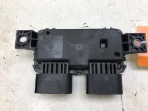 Gebruikte Brandstofpomp module Mercedes GLE (V167) 350 e 2.0 16V 4-Matic Prijs € 29,00 Margeregeling aangeboden door Wessel Parts & Service B.V.
