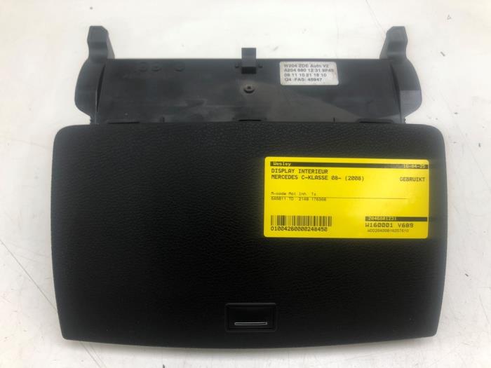 Gebruikte Display Interieur Mercedes C (W204) 2.2 C-220 CDI 16V Prijs € 61,95 Margeregeling aangeboden door Wessel Parts & Service B.V.