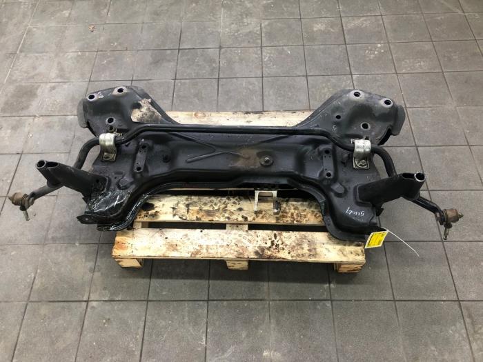 Gebruikte Subframe Citroen Jumper (U9) 2.2 Blue HDi 120 Prijs € 208,95 Margeregeling aangeboden door Wessel Parts & Service B.V.