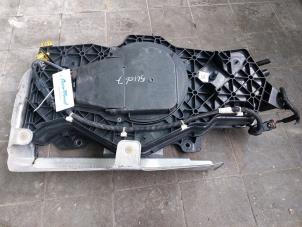 Gebruikte Ureumreservoir Citroen Jumper (U9) 2.2 Blue HDi 120 Prijs € 599,00 Margeregeling aangeboden door Wessel Parts & Service B.V.