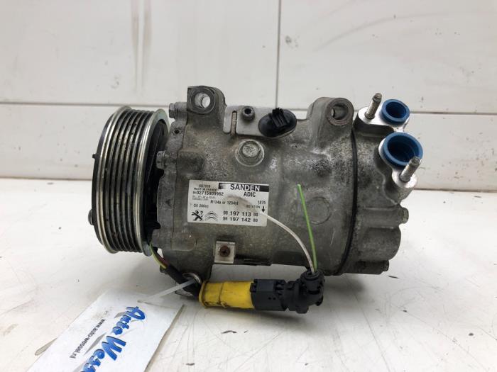 Gebruikte Aircopomp Citroen Jumper (U9) 2.2 Blue HDi 120 Prijs € 131,25 Margeregeling aangeboden door Wessel Parts & Service B.V.
