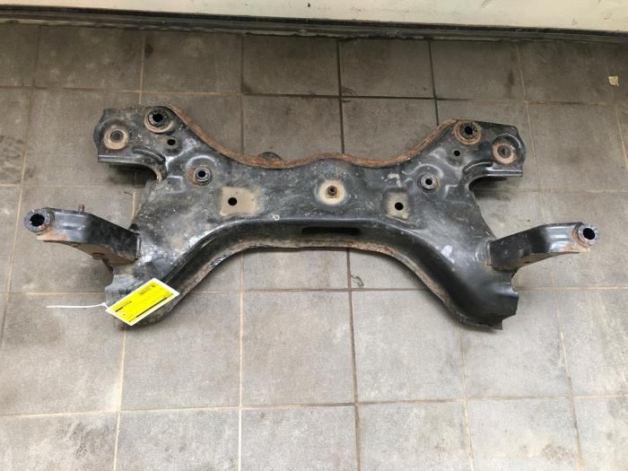 Subframe van een Seat Mii Electric 2021