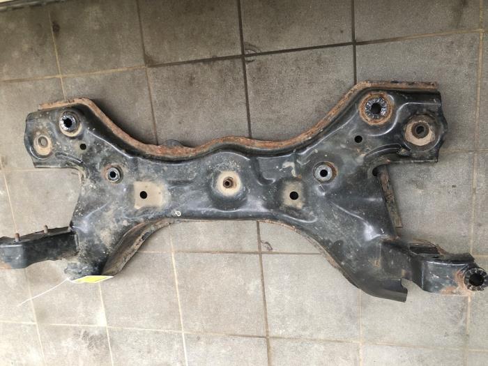 Subframe van een Seat Mii Electric 2021