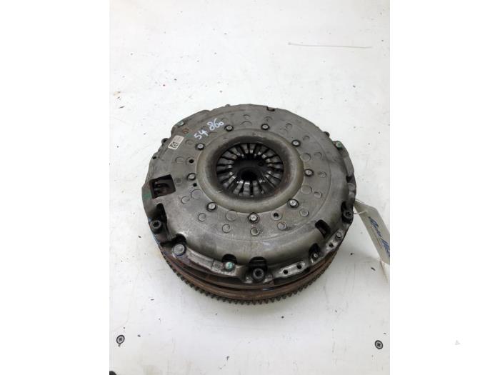 Gebruikte Vliegwiel dubbele massa Fiat Ducato (250) 2.2 D 140 Multijet 3 Prijs € 471,45 Margeregeling aangeboden door Wessel Parts & Service B.V.