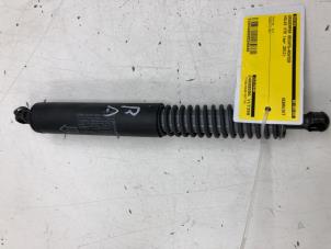 Gebruikte Kofferdekseldemper rechts-achter Volvo V70 (BW) 2.4 D5 20V 205 Prijs € 39,00 Margeregeling aangeboden door Wessel Parts & Service B.V.