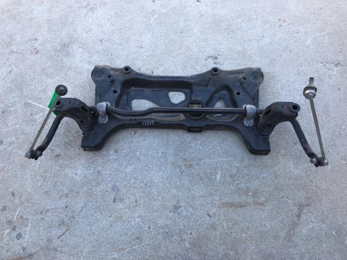 Gebruikte Subframe Audi Q3 Sportback (F3N) 2.0 35 TDI 16V Prijs € 157,50 Margeregeling aangeboden door Wessel Parts & Service B.V.