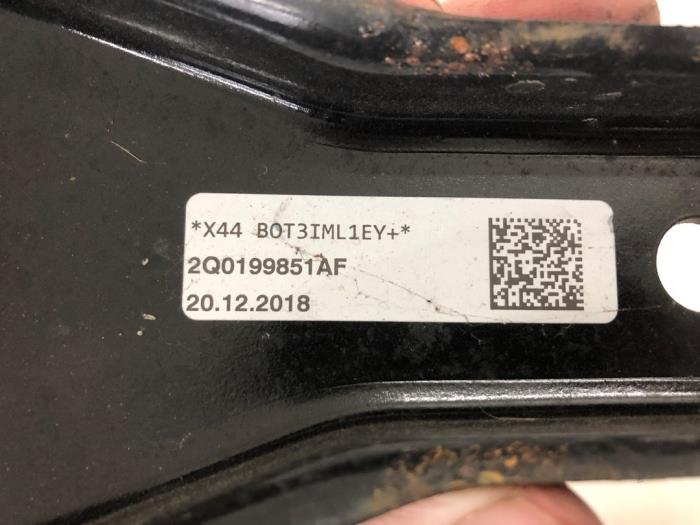 Motorrubber van een Volkswagen Polo VI (AW1) 1.6 TDI 16V 80 2019