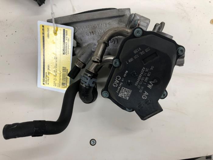 Gebruikte Gasklephuis Volkswagen Polo VI (AW1) 1.6 TDI 16V 80 Prijs € 40,95 Margeregeling aangeboden door Wessel Parts & Service B.V.