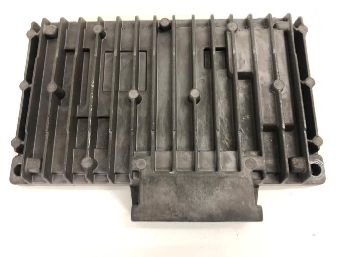 Gebruikte Radar sensor Mercedes EQC (N293) 400 4-Matic 80 kWh Prijs € 208,95 Margeregeling aangeboden door Wessel Parts & Service B.V.