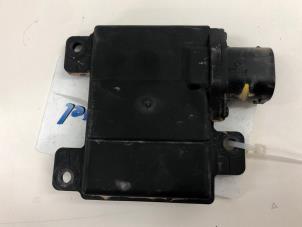 Gebruikte Radar sensor Hyundai Tucson (NX) 1.6 T-GDI HEV Prijs € 149,00 Margeregeling aangeboden door Wessel Parts & Service B.V.