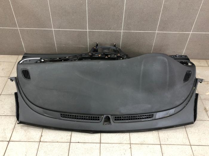 Gebruikte Dashboard Opel Mokka/Mokka X 1.4 Turbo 16V 4x2 Prijs € 523,95 Margeregeling aangeboden door Wessel Parts & Service B.V.