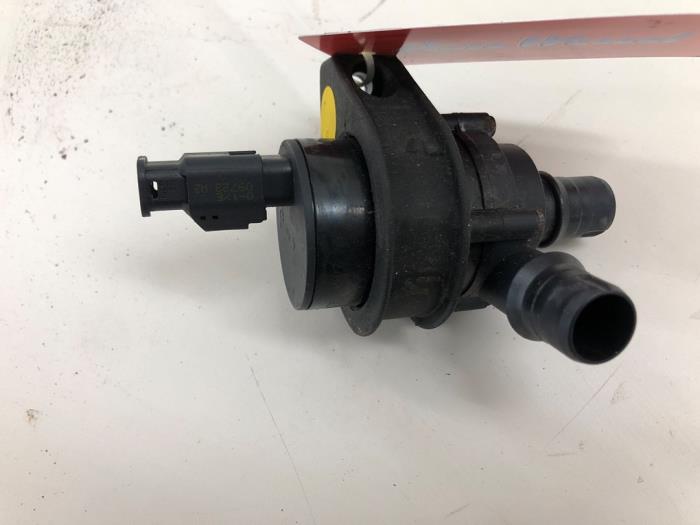 Gebruikte Waterpomp Opel Zafira Life Prijs € 82,95 Margeregeling aangeboden door Wessel Parts & Service B.V.