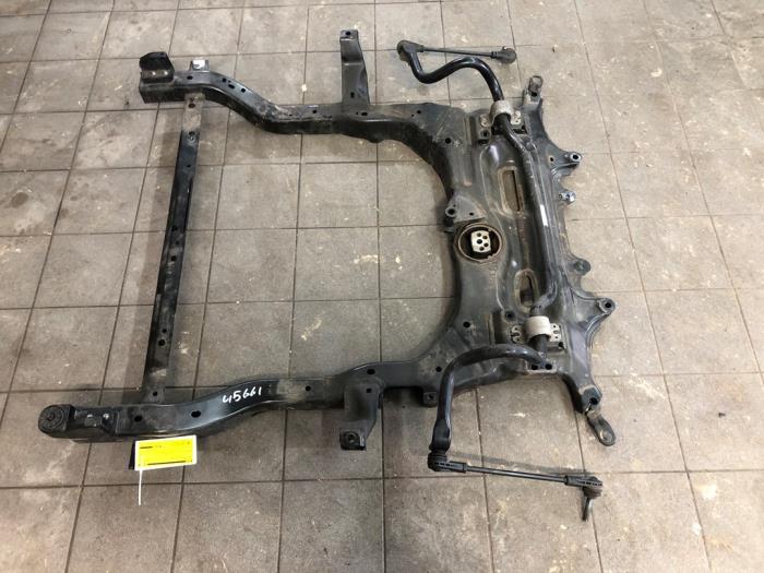 Gebruikte Subframe Opel Astra K 1.2 Turbo 12V Prijs € 261,45 Margeregeling aangeboden door Wessel Parts & Service B.V.
