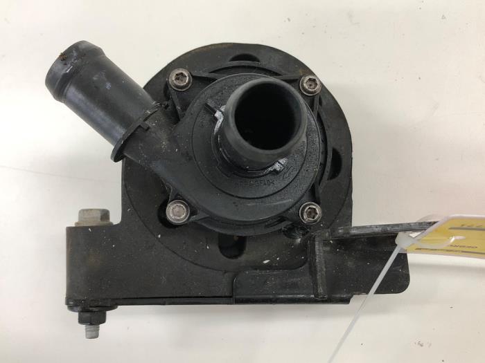 Gebruikte Waterpomp Opel Astra K 1.2 Turbo 12V Prijs € 72,45 Margeregeling aangeboden door Wessel Parts & Service B.V.