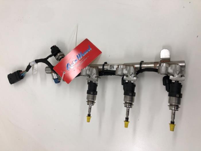 Gebruikte Verstuiver brug Opel Astra K 1.2 Turbo 12V Prijs € 208,95 Margeregeling aangeboden door Wessel Parts & Service B.V.