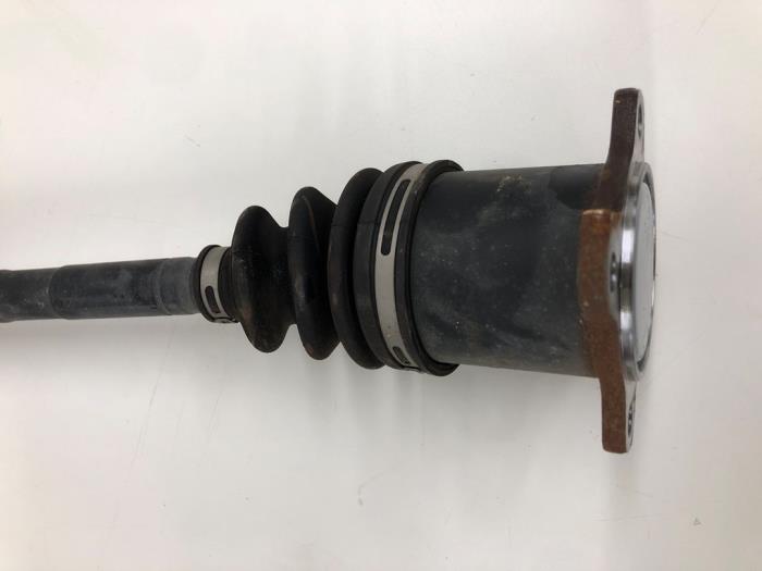 Gebruikte Aandrijfas links-achter Toyota Yaris Cross (PB1/PJ1) 1.5 12V Hybrid 115 Prijs € 208,95 Margeregeling aangeboden door Wessel Parts & Service B.V.