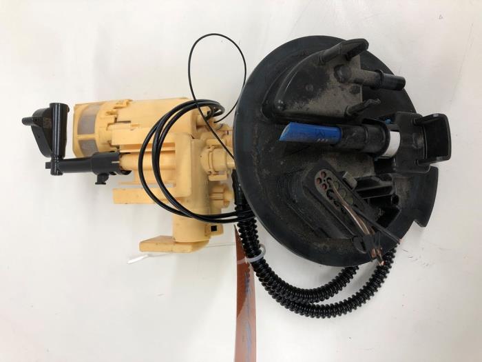Gebruikte Tank element Pomp Mercedes GLC Coupe (C253) 3.0 350d V6 24V 4-Matic Prijs € 51,45 Margeregeling aangeboden door Wessel Parts & Service B.V.