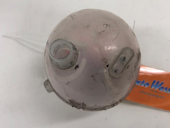 Expansievat van een Mercedes-Benz GLC Coupe (C253) 3.0 350d V6 24V 4-Matic 2017