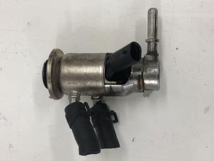 Gebruikte Injector adblue Mercedes S (222.0/222.1) 3.0 S-400d 4-Matic Prijs € 175,00 Margeregeling aangeboden door Wessel Parts & Service B.V.