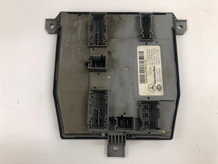Gebruikte Module Bodycontrol Mercedes S (222.0/222.1) 3.0 S-400d 4-Matic Prijs € 103,95 Margeregeling aangeboden door Wessel Parts & Service B.V.