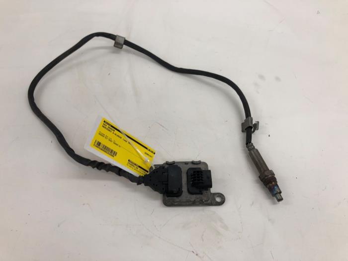 Gebruikte Nox sensor Mercedes S (222.0/222.1) 3.0 S-400d 4-Matic Prijs € 208,95 Margeregeling aangeboden door Wessel Parts & Service B.V.
