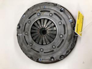 Gebruikte Vliegwiel Opel Mokka 1.2 Turbo 12V Prijs € 149,00 Margeregeling aangeboden door Wessel Parts & Service B.V.