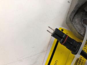 Gebruikte Motorrubber Mercedes S (222.0/222.1) 3.0 S-400d 4-Matic Prijs € 99,00 Margeregeling aangeboden door Wessel Parts & Service B.V.