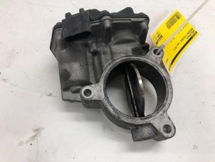 Gebruikte Gasklephuis Mercedes S (222.0/222.1) 3.0 S-400d 4-Matic Prijs € 29,00 Margeregeling aangeboden door Wessel Parts & Service B.V.