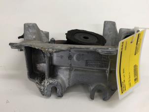 Gebruikte Motorsteun Renault Zoé (AG) R110 Prijs € 39,00 Margeregeling aangeboden door Wessel Parts & Service B.V.