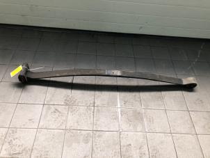 Gebruikte Veerblad achter Mercedes Sprinter 3,5t (907.6/910.6) 315 CDI 2.0 D RWD Prijs € 125,00 Margeregeling aangeboden door Wessel Parts & Service B.V.