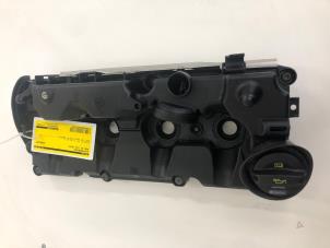 Gebruikte Kleppendeksel Audi A4 Avant (B9) 2.0 TDI Ultra 16V Prijs € 49,00 Margeregeling aangeboden door Wessel Parts & Service B.V.